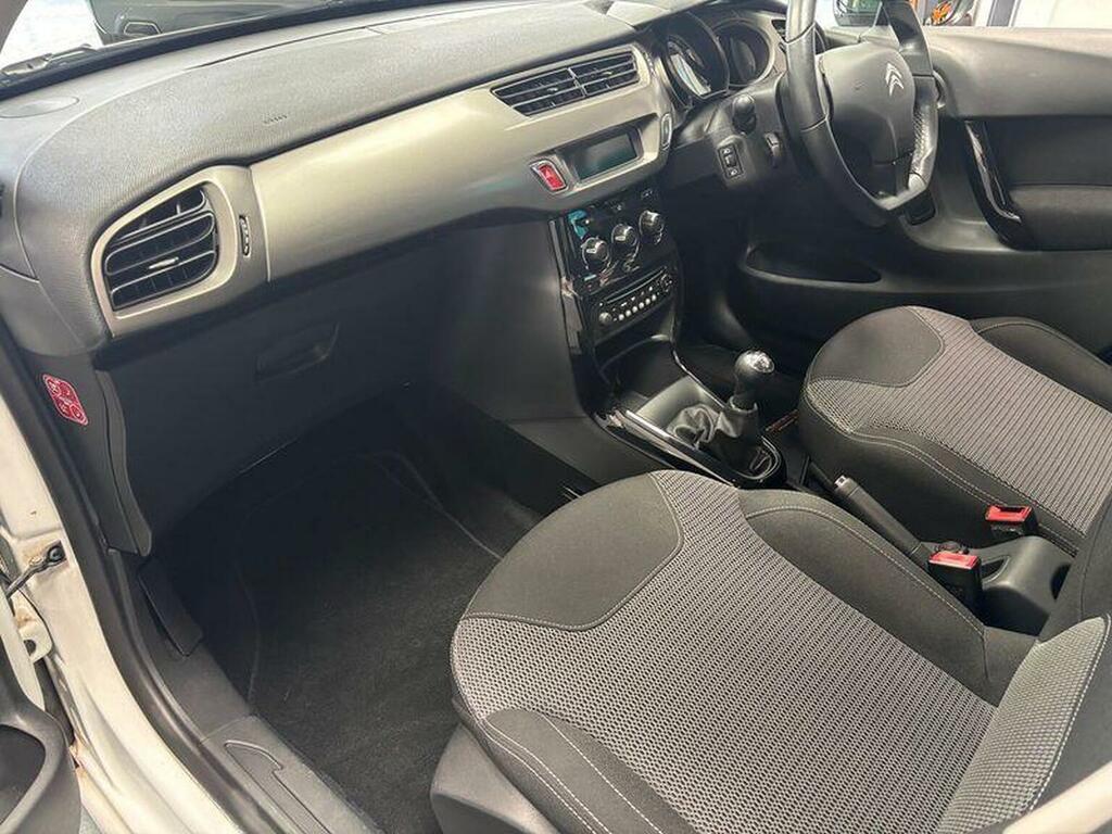 Citroen C3 Hatchback 1.2 Vti Selection Euro 5 201414 White #5