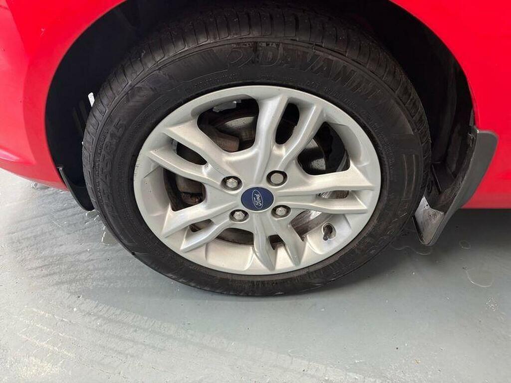 Ford Fiesta 1.25 Zetec Euro 5 Red #5