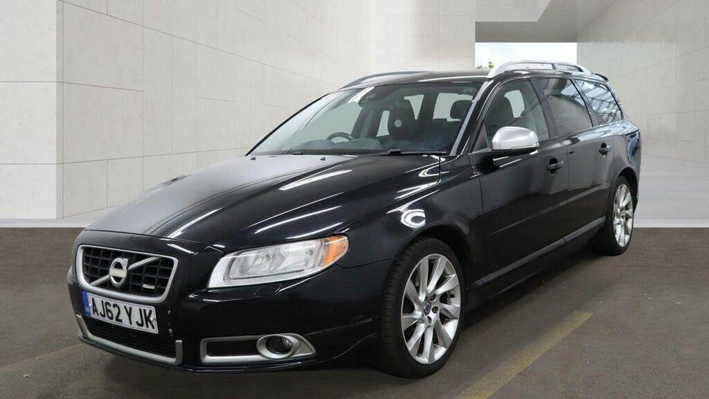 Volvo V70 2.0 D3 R-design Geartronic Euro 5 Ss Black #2