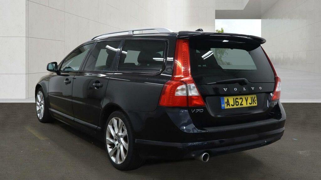 Volvo V70 2.0 D3 R-design Geartronic Euro 5 Ss Black #3