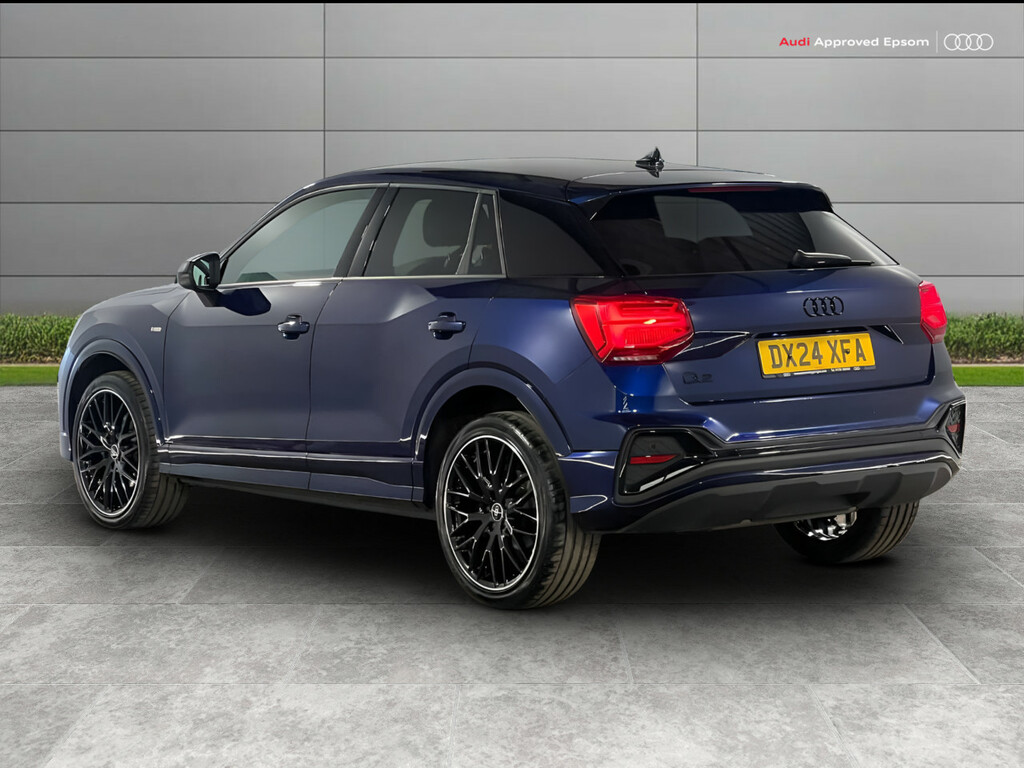 Audi Q2 30 Tfsi Black Edition DX24XFA Blue #3