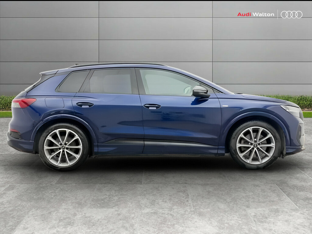 Audi Q4 E Tron Q4 Edition 1 40 E-tron 150,00 Kw VK22YMG Blue #4