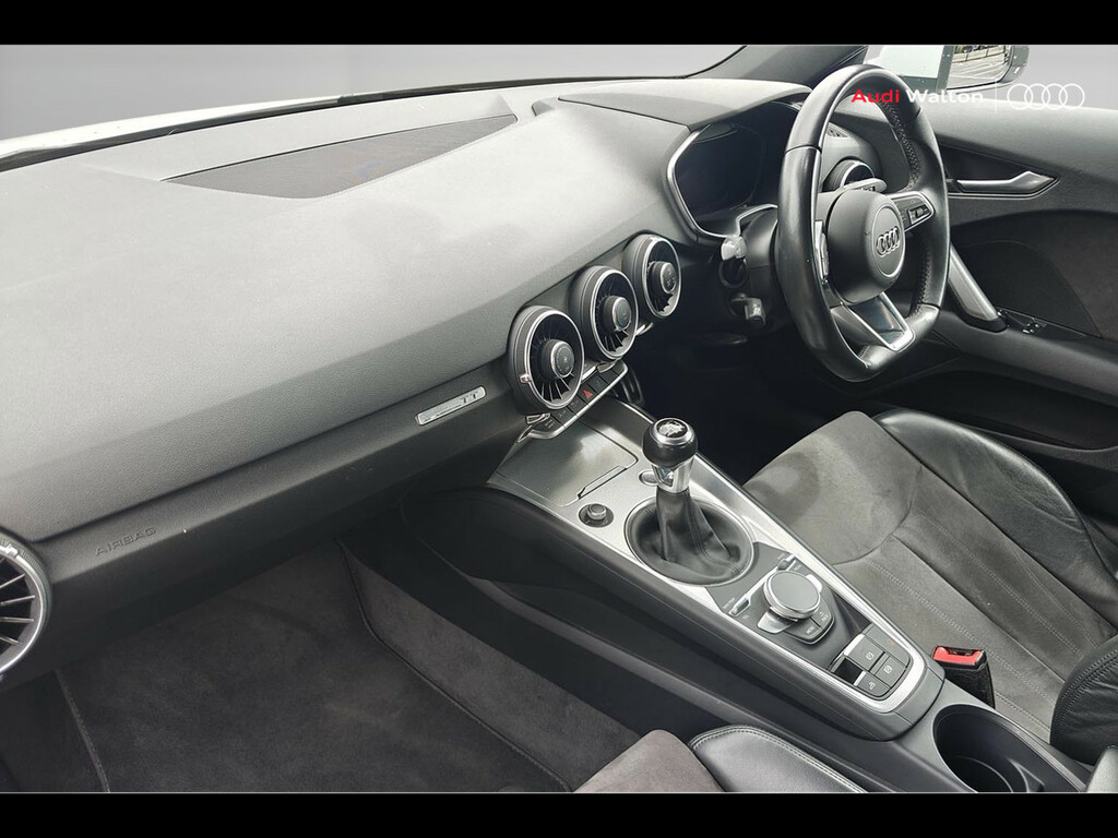 Audi TT Sport 1.8 Tfsi 180 Ps 6-Speed White #2