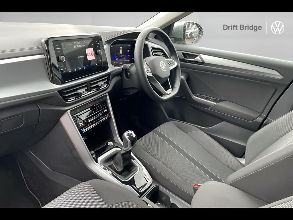 Volkswagen T-Roc 1.5 Tsi Match LD75UVV Silver #2