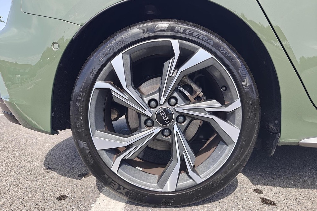 Audi A3 S Line 30 Tfsi 116 Ps 6-Speed RO25HVT Green #5
