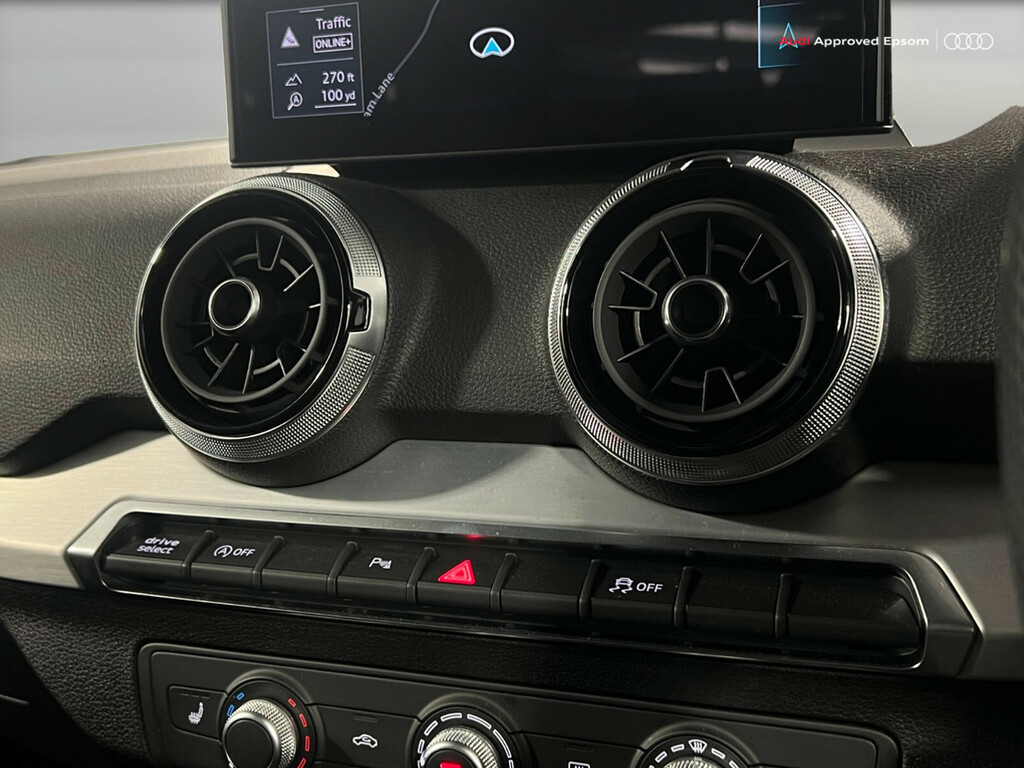 Audi Q2 35 Tfsi S Line S Tronic  #36