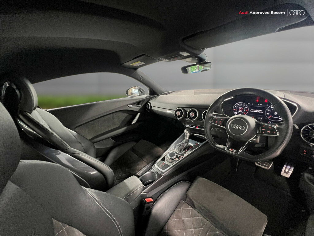Audi TT 40 Tfsi Black Edition S Tronic Black #2