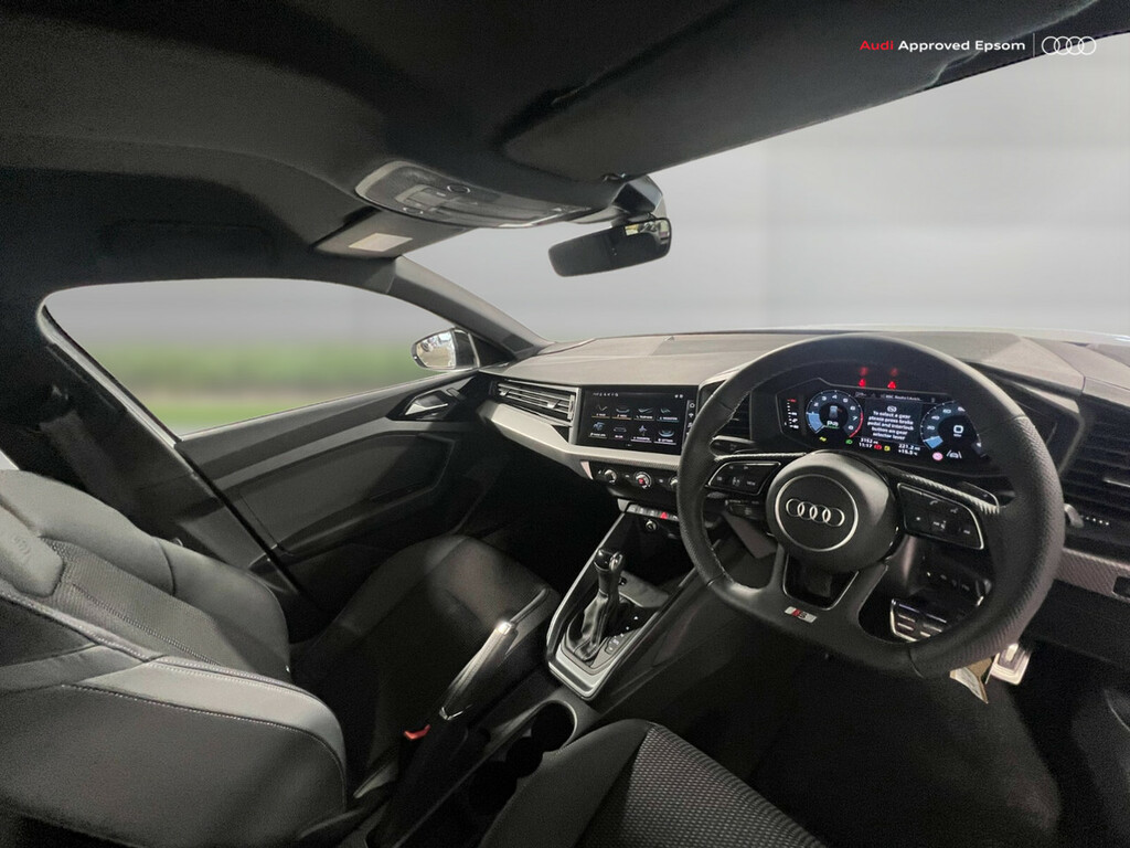 Audi A1 35 Tfsi Black Edition S Tronic KU75ZPM White #2