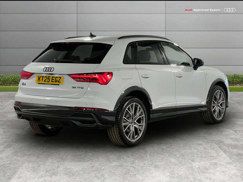 Audi Q3 35 Tfsi Black Edition S Tronic 20 Alloy White #6