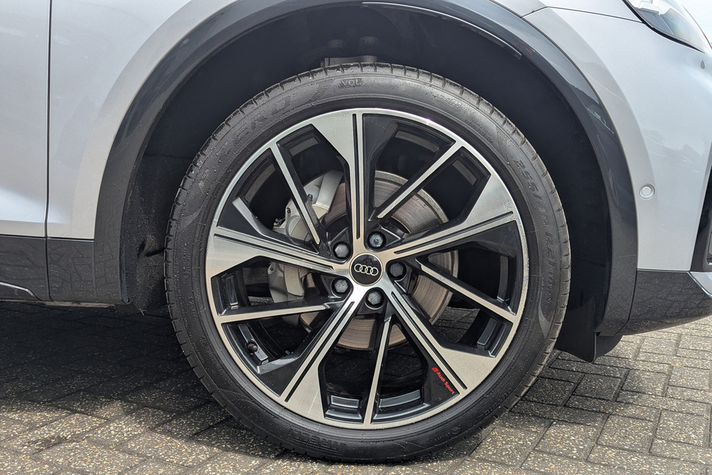 Audi Q5 45 Tfsi Quattro Vorsprung S Tronic Silver #4