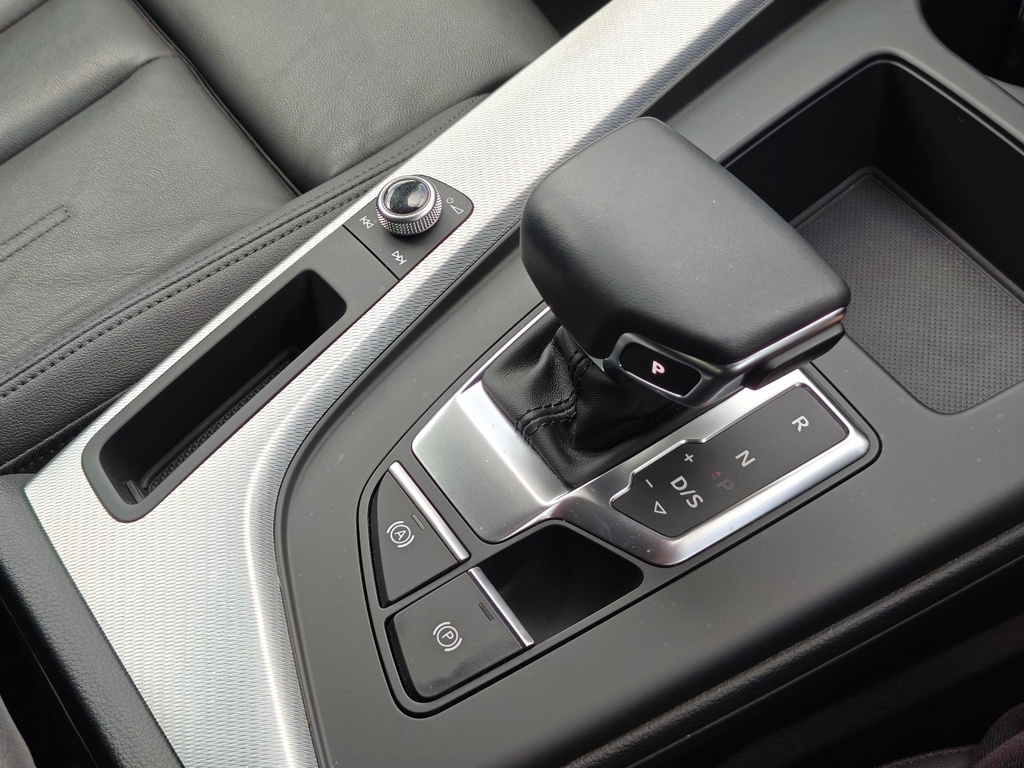 Audi A4 Technik Grey #14