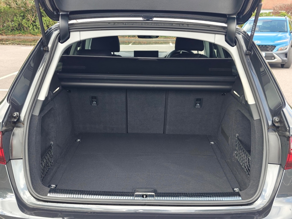 Audi A4 Technik Grey #8