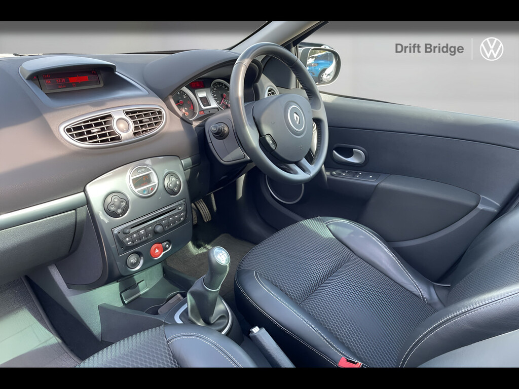 Renault Clio 1.2 Tce Privilege Grey #2