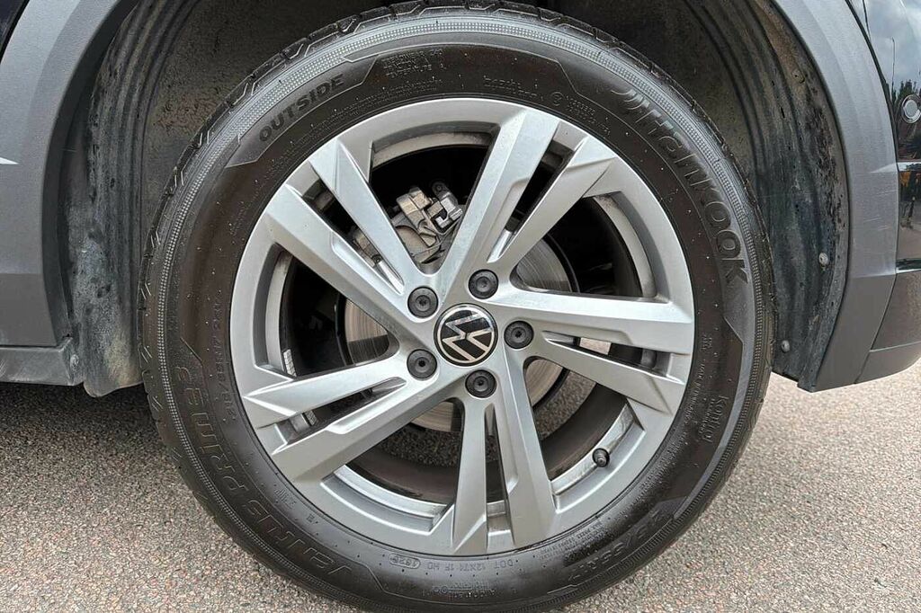 Volkswagen T-Roc 1.5 Tsi R-line LC75KZM Black #5