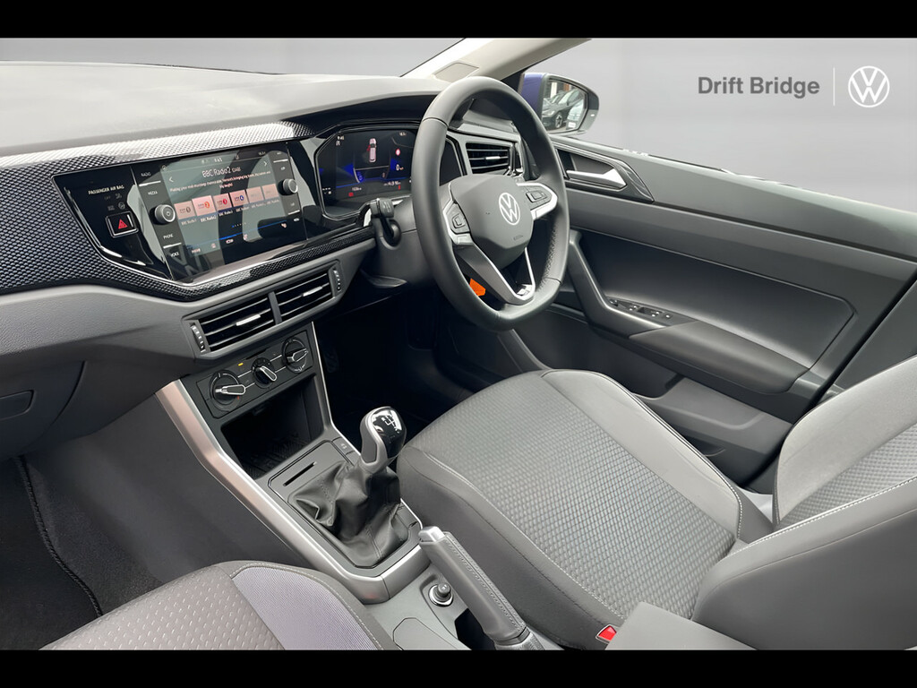 Volkswagen Polo 1.0 Tsi Match LA75SSU #2
