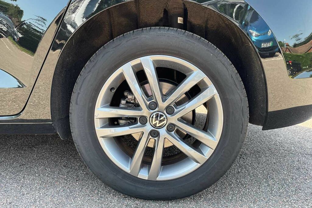 Volkswagen Touran 1.5 Tsi Evo Match Dsg Black #5