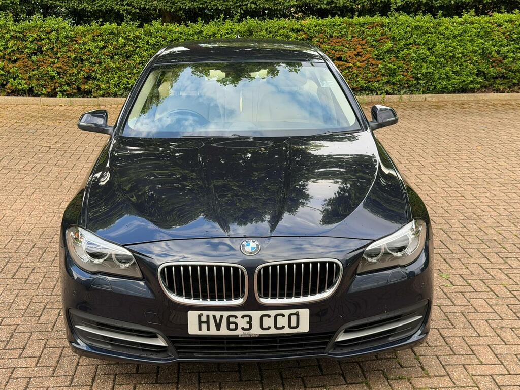BMW 5 Series Se Blue #4