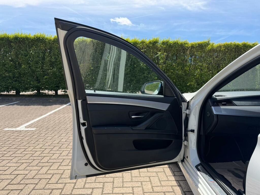 BMW 5 Series Diesel Black #26