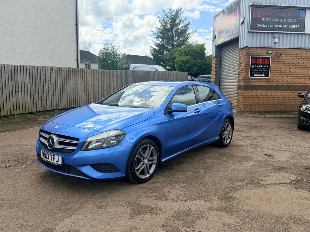 Mercedes-Benz A Class 1.6 A180 Blueefficiency Sport Blue #4