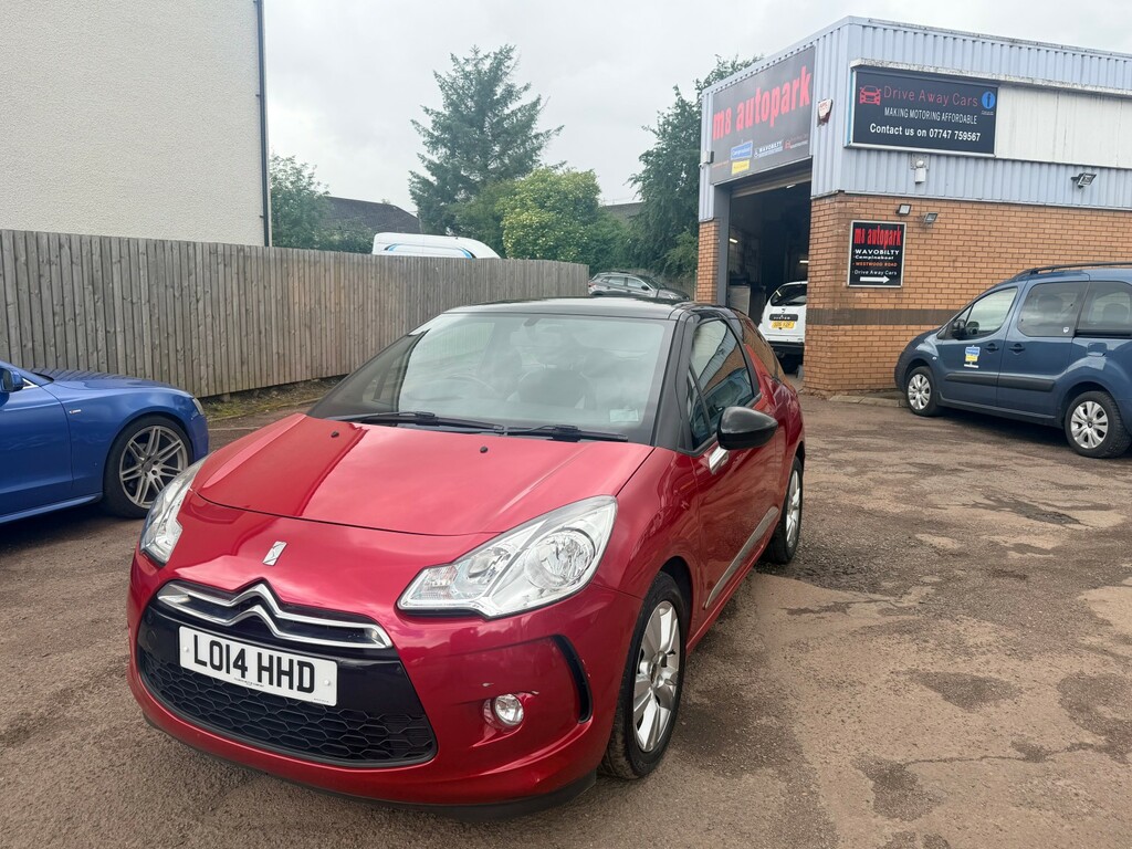 Citroen DS3 1.2 Vti Dsign Plus Red #2