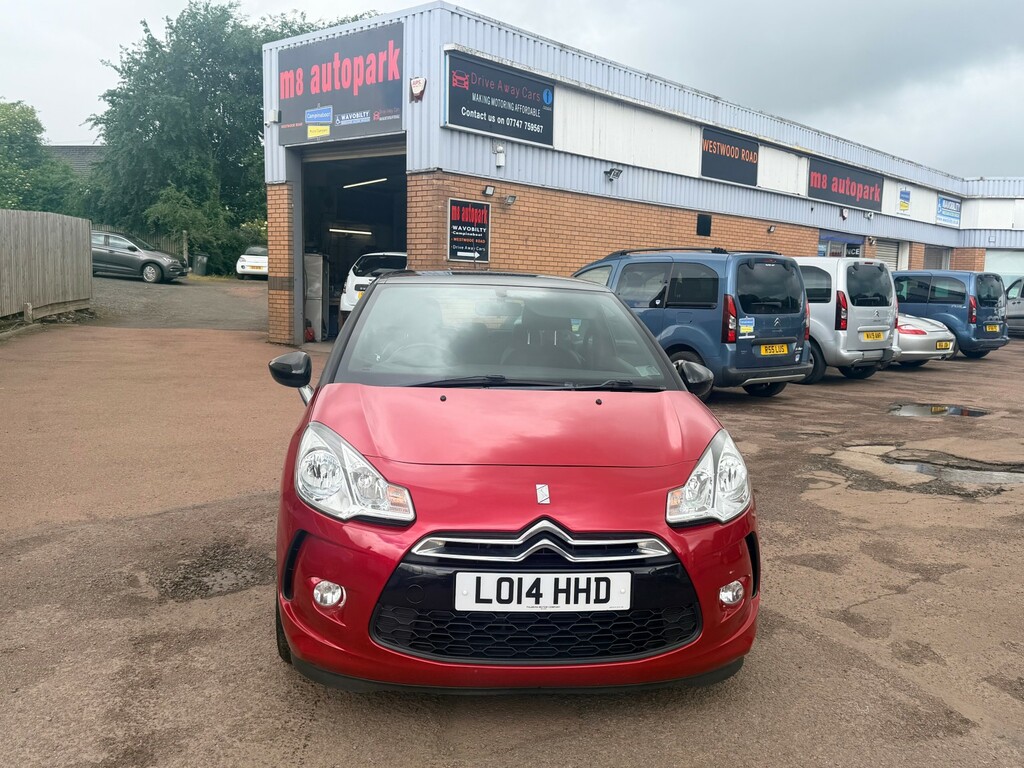 Citroen DS3 1.2 Vti Dsign Plus Red #4