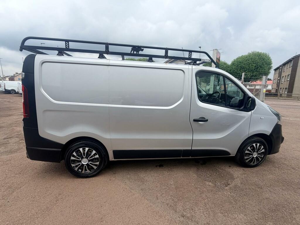 Vauxhall Vivaro 1.6 Cdti 2700 Silver #5