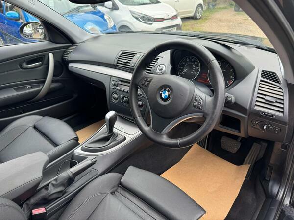 BMW 1 Series Hatchback 2.0 Blue #20
