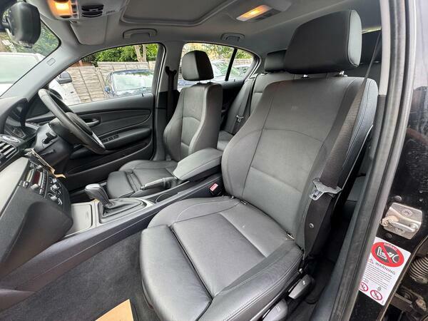 BMW 1 Series Hatchback 2.0 Blue #26