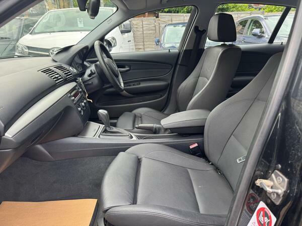 BMW 1 Series Hatchback 2.0 Blue #25