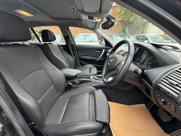 BMW 1 Series Hatchback 2.0 Blue #21