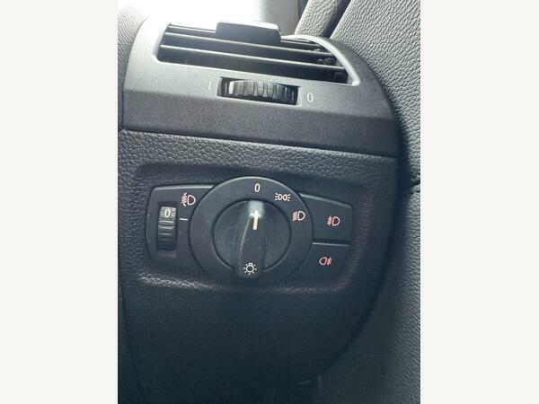 BMW 1 Series Hatchback 2.0 Blue #36