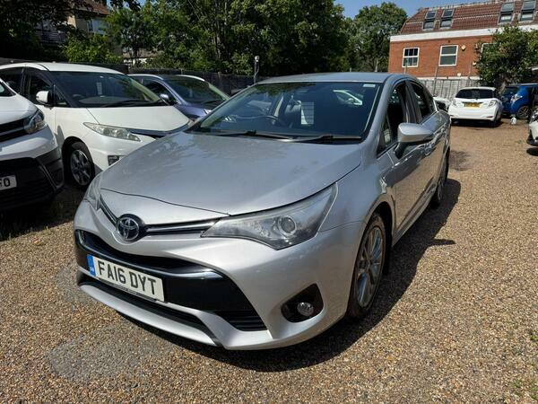 Toyota Avensis 1.8 V-matic Business Edition Cvt Euro 6 Silver #5