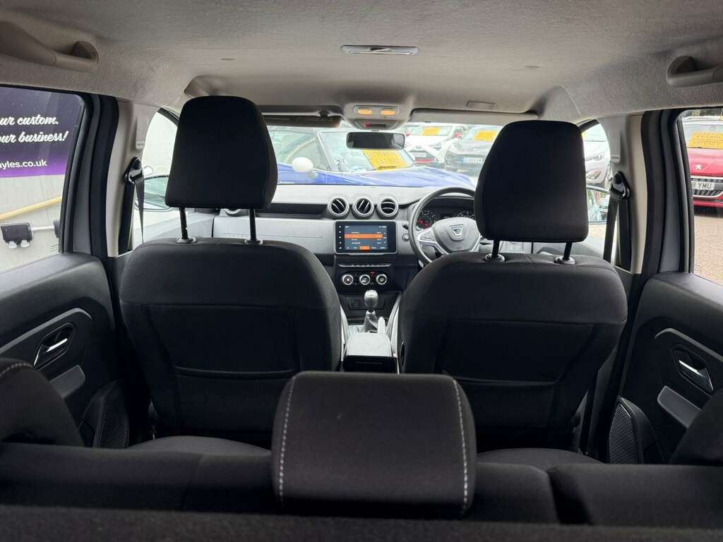 Dacia Duster Prestige Black #9