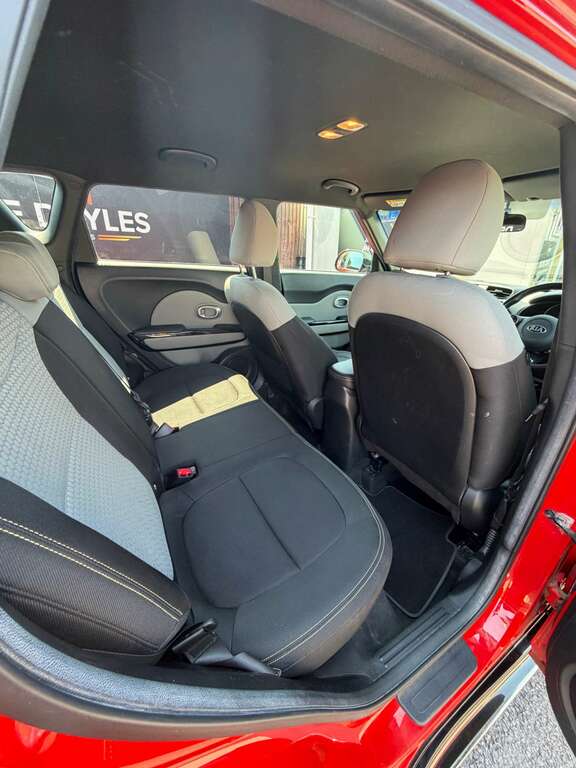 Kia Soul 1.6 Soul Mixx Red #6