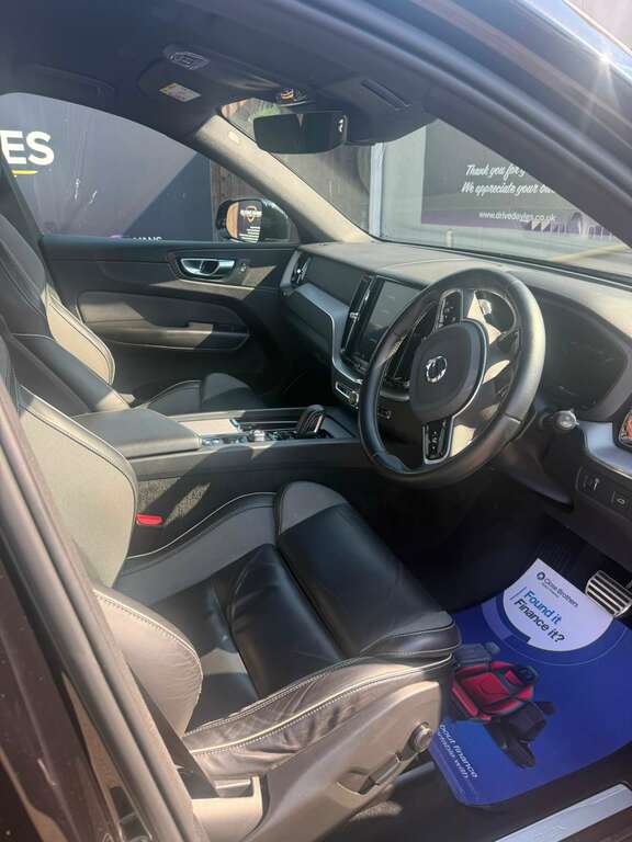 Volvo XC60 2.0 Xc60 R-design B4 Awd 4Wd Black #5