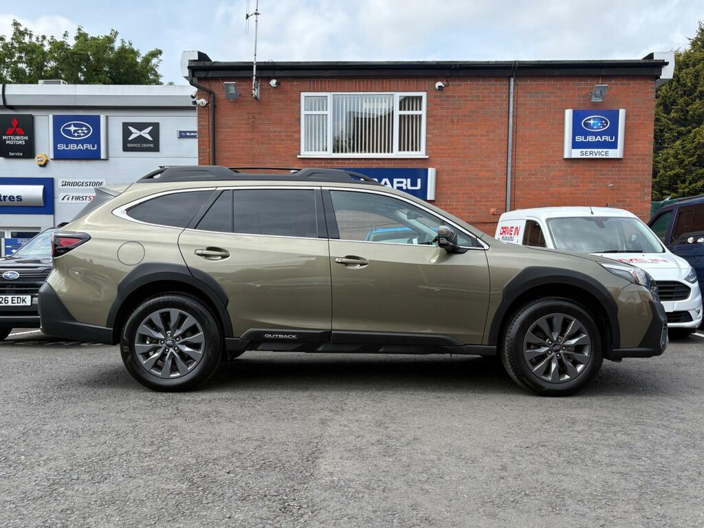 Subaru Outback Outback 2.5I - T White #11