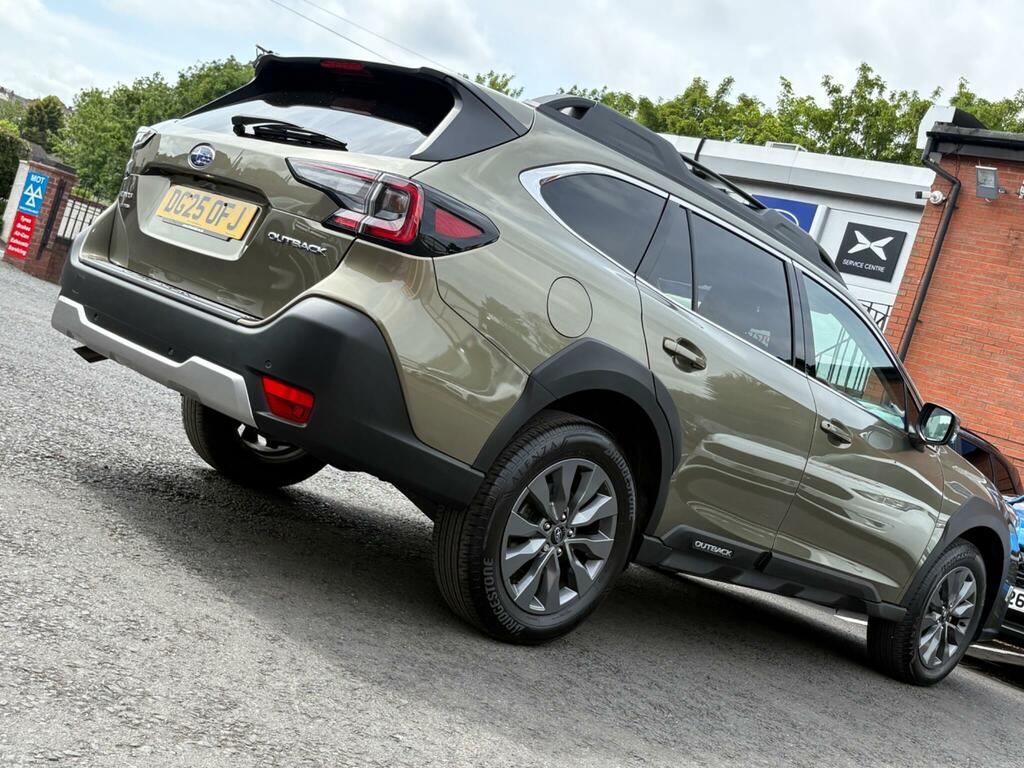 Subaru Outback Outback 2.5I - T White #28