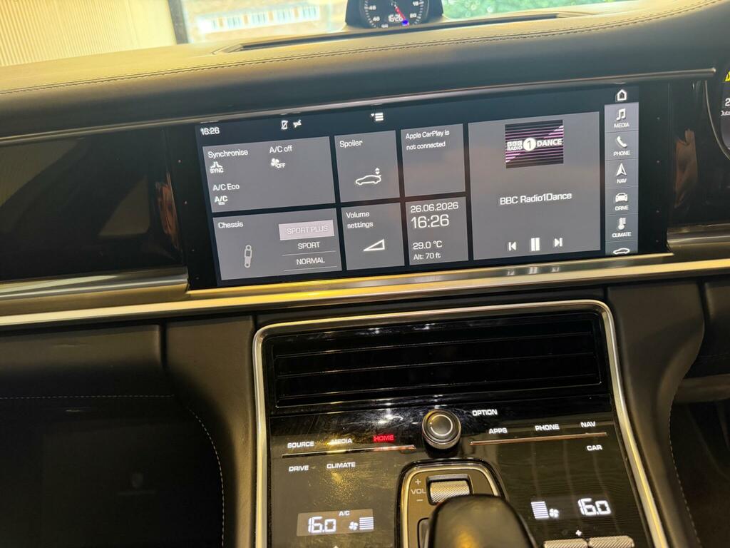 Porsche Panamera 4 E-hybrid Sport Turismo Black #33