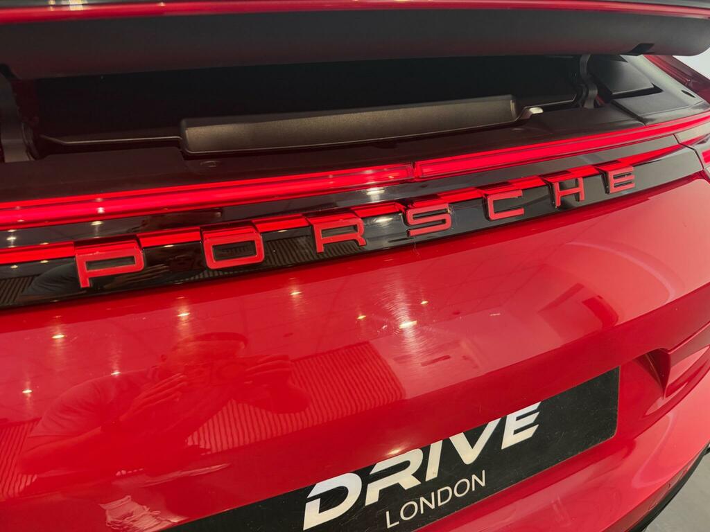 Porsche Panamera 4 E-hybrid Sport Turismo Black #44