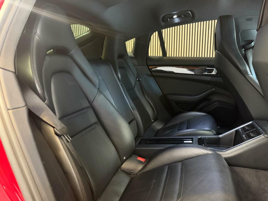Porsche Panamera 4 E-hybrid Sport Turismo Black #56