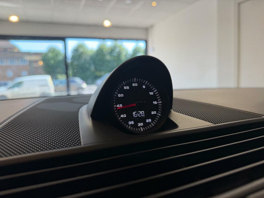 Porsche Panamera 4 E-hybrid Sport Turismo Black #57
