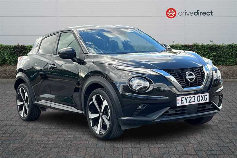 Nissan Juke 1.0 Dig-t Tekna Suv Euro 6 Ss Black