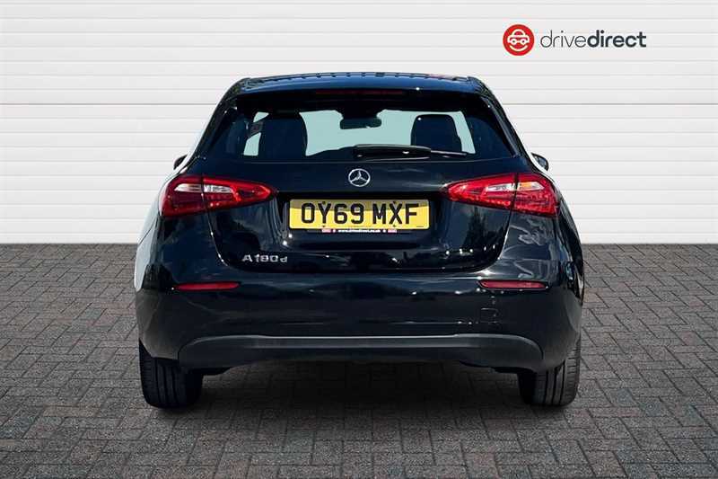 Mercedes-Benz A Class 1.5 A180d Se Hatchback 7G-dct Euro 6 S OY69MXF Black #4
