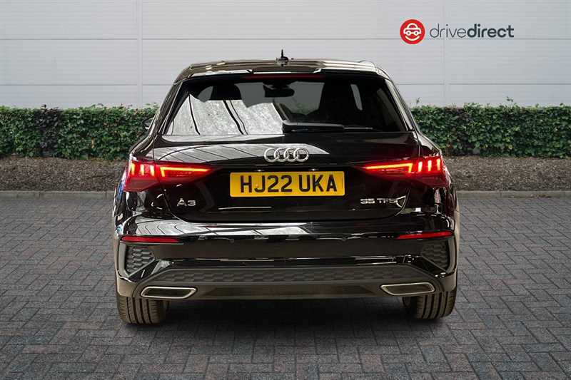 Audi A3 1.5 Tfsi 35 S Line Sportback S Tronic E HJ22UKA Black #4