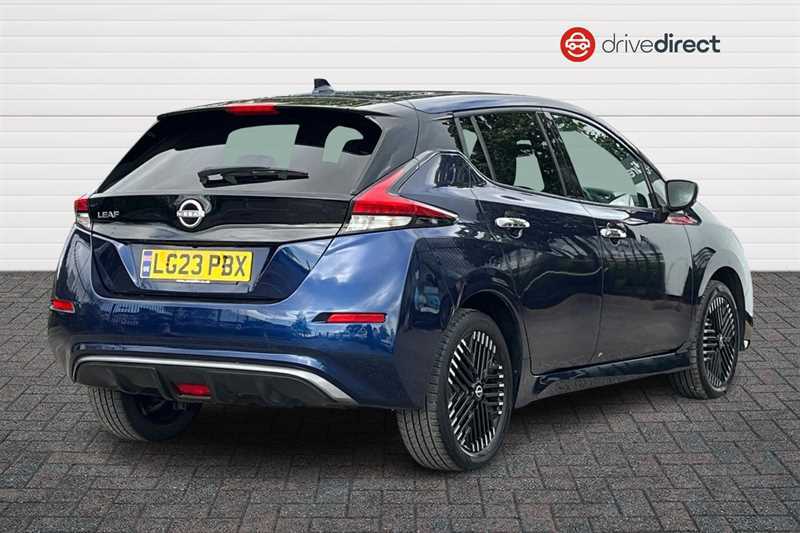 Nissan Leaf 59Kwh E N-connecta Hatchback 2 Blue #3