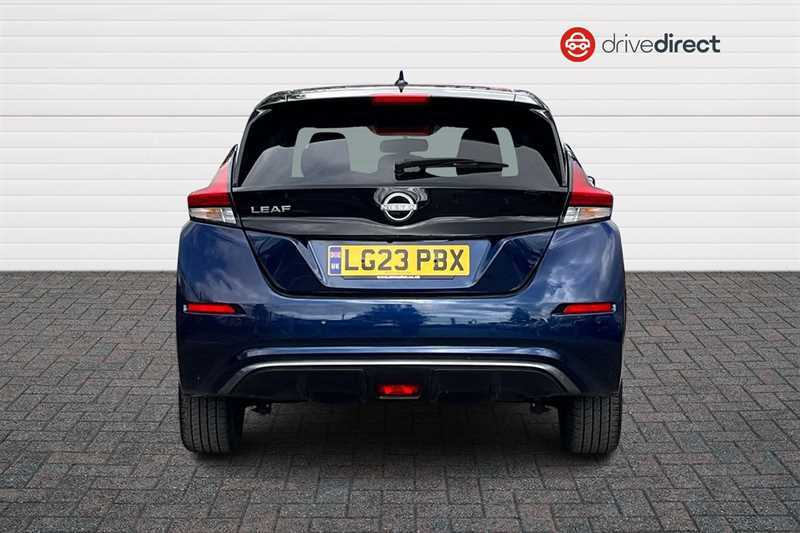 Nissan Leaf 59Kwh E N-connecta Hatchback 2 Blue #4