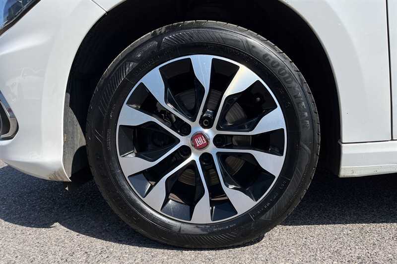 Fiat Tipo Easy Red #9
