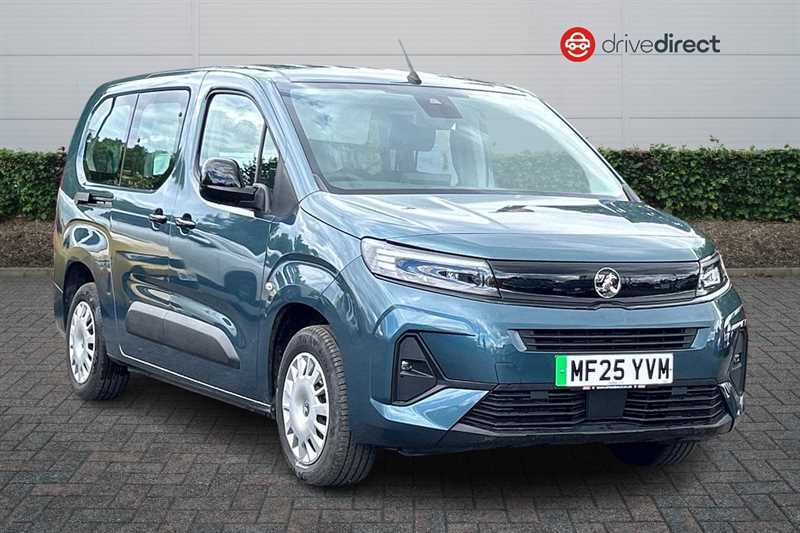Vauxhall Combo-e Life 52Kwh Design XL Mpv 7.4Kw Charg Blue