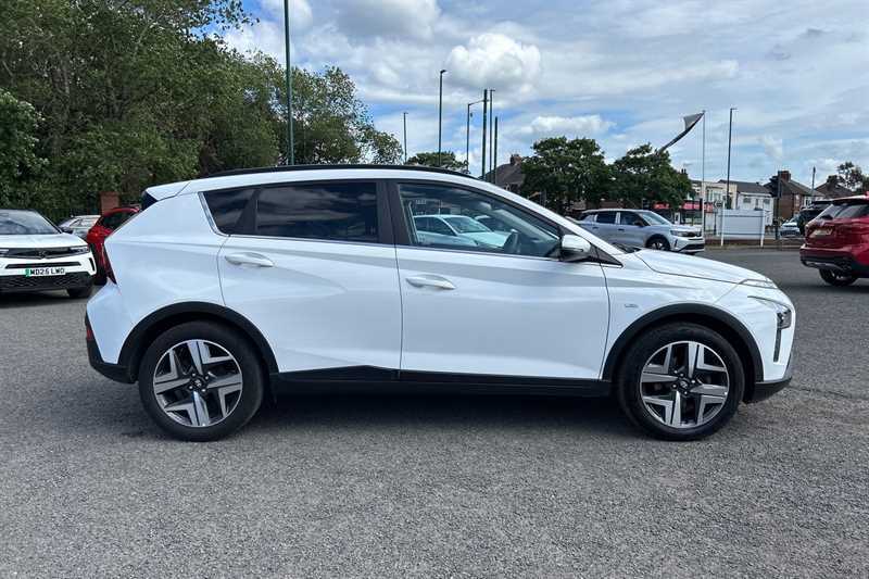 Hyundai Bayon 1.0 T-gdi Mhev Premium Suv Hybrid Dct E White #3