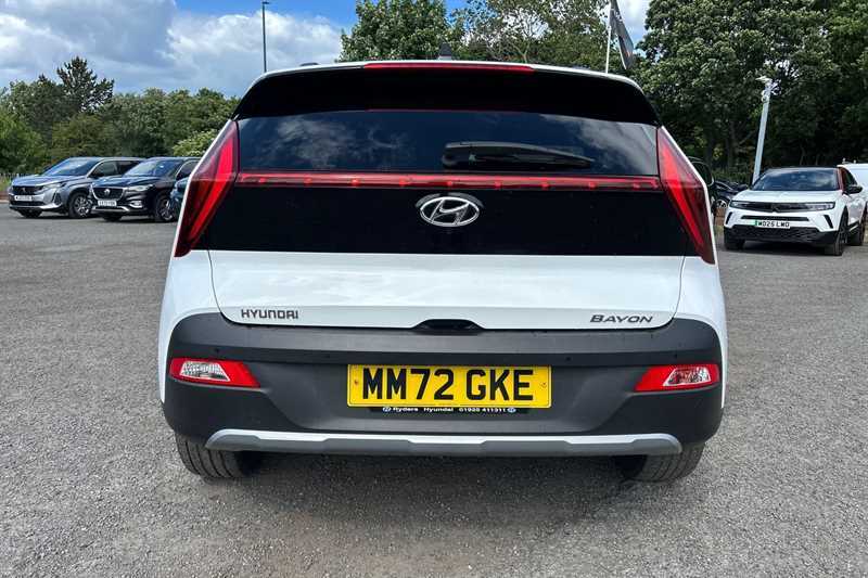 Hyundai Bayon 1.0 T-gdi Mhev Premium Suv Hybrid Dct E White #4